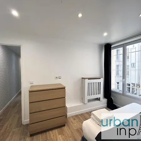 Urban Flat 14 - Charming 3 Bdr Flat In Paris