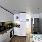 Urban Flat 14 - Charming 3 Bdr Flat In Appartement